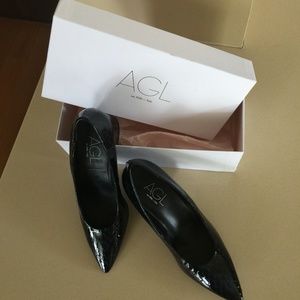 New AGL Navy Snake Python Print, Block Heel Shoes, Size 40